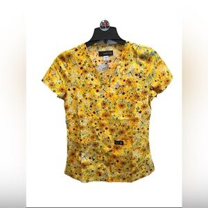 Koi Basics Women's Scrub Top XXS with Flowers,Lady bug and dragon fly print NEW